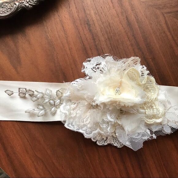 Lace Wedding Sash   - Picture 4 of 5